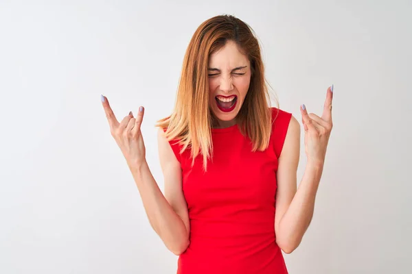 Empresária Ruiva Vestindo Elegante Vestido Vermelho Sobre Fundo Branco Isolado — Fotografia de Stock