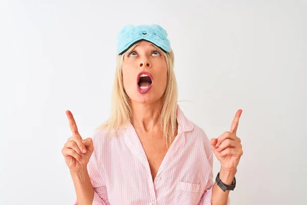 Femme Âge Moyen Portant Masque Sommeil Bleu Pyjama Sur Fond — Photo