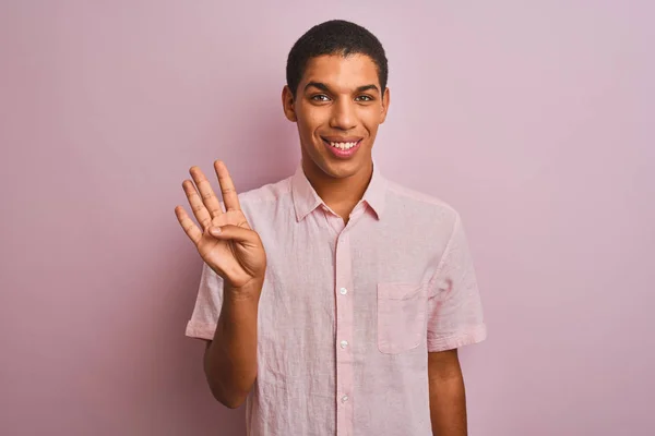 Junger Gutaussehender Arabischer Mann Lässigem Hemd Der Vor Isoliertem Rosa — Stockfoto