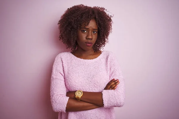 Young African Afro Woman Wearing Sweater Standing Isolated Pink Background — Stock Photo, Image