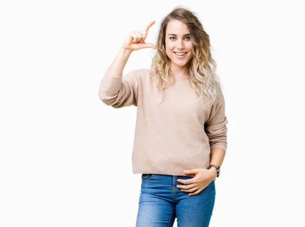 Hermosa Mujer Rubia Joven Con Sudadera Sobre Fondo Aislado Sonriente — Foto de Stock