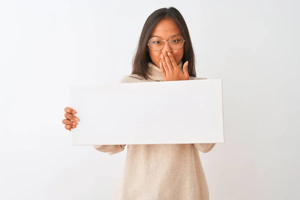 Young Beautiful Chinese Woman Wearing Glasses Holding Banner Isolated White — Stock Photo, Image