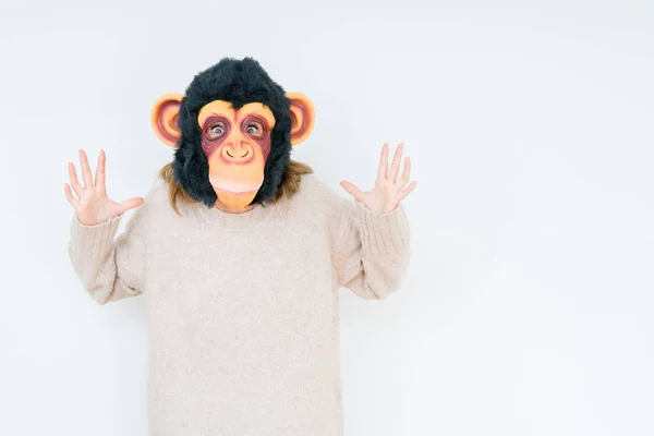 Middelbare Leeftijd Vrouw Dragen Grappig Gek Geld Masker Geïsoleerde Achtergrond — Stockfoto