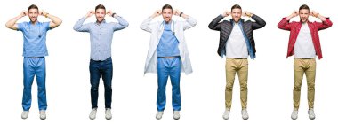 Beyaz izole arka plan üzerinde çekici genç adam Kolaj parmakları, komik jest ile kulakları çekerek gülümseyerek. Seçme sorunu