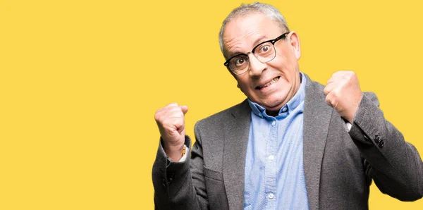 Stilig Senior Businesss Mannen Bär Glasögon Mycket Glad Och Upphetsad — Stockfoto