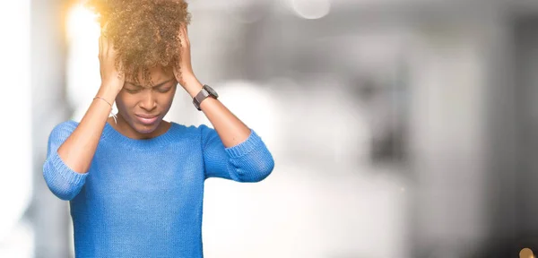 Belle Jeune Femme Afro Américaine Sur Fond Isolé Souffrant Maux — Photo