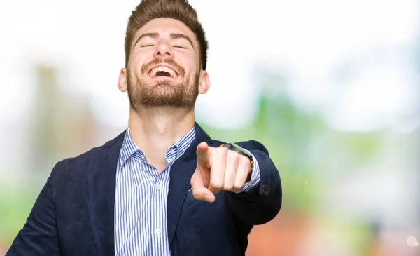 Junger Gutaussehender Geschäftsmann Der Über Dich Lacht Mit Der Hand — Stockfoto