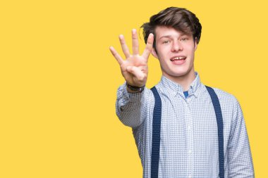 Yakışıklı Genç Adamın Portresi 