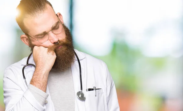 수염을 남자는 우울증 — 스톡 사진