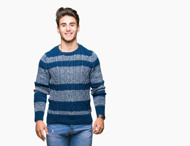 Yakışıklı delikanlı yüzünde mutlu ve güzel bir gülümseme ile izole arka plan üzerinde. Şanslı kişi.