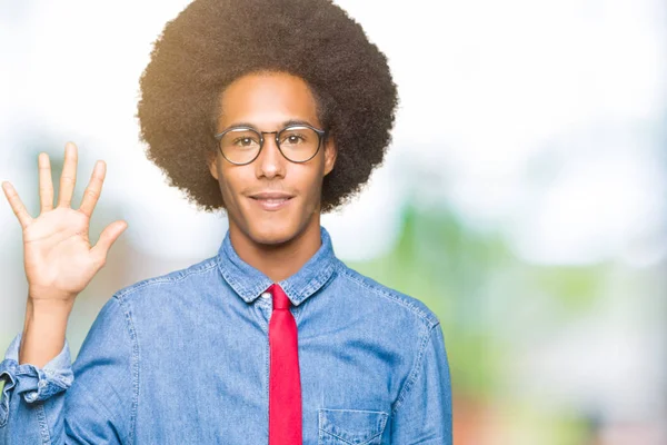 Unga Afroamerikanska Affärsman Med Afrohår Som Bär Glasögon Och Röd — Stockfoto
