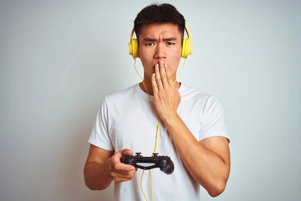 Joven Asiático Chino Gamer Hombre Jugando Video Juego Pie Sobre — Foto de Stock
