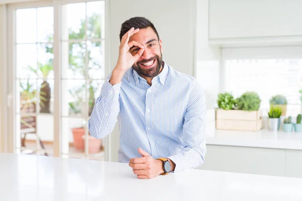 Handsome Hispanic Business Man Doing Gesture Hand Smiling Eye Looking — Stock Photo, Image