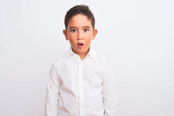 Schöner Kleiner Junge Elegantem Hemd Der Vor Isoliertem Weißem Hintergrund — Stockfoto