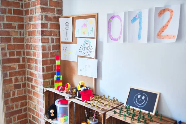 Schöne Spielecke Und Schreibtisch Kindergarten — Stockfoto