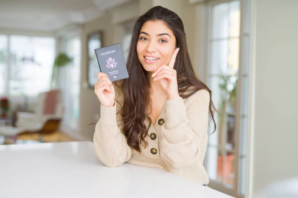 Young Woman Holding Passport United States America Surprised Idea Question — Stock Photo, Image