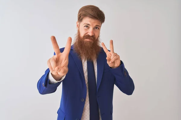 Young Redhead Irish Businessman Wearing Suit Standing Isolated White Background — Stock Photo, Image