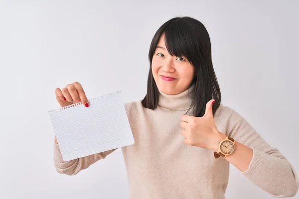 Jonge Mooie Chinese Vrouw Met Notebook Geïsoleerde Witte Achtergrond Blij — Stockfoto