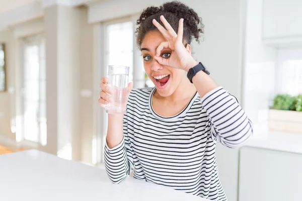 Young African American Girl Drinking Fresh Glass Water Happy Face — Stock Photo, Image