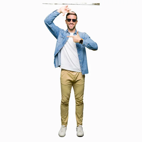 Handsome Man Wearing Fashion Sunglasses Smiling Making Frame Hands Fingers — Stock Photo, Image