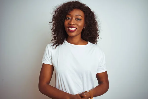 Jonge Afro Amerikaanse Vrouw Met Een Shirt Een Geïsoleerde Witte — Stockfoto