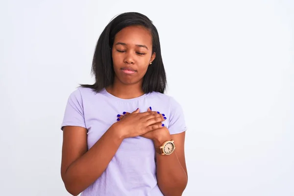 Mooie Jonge Afro Amerikaanse Vrouw Geïsoleerde Achtergrond Glimlachend Met Handen — Stockfoto