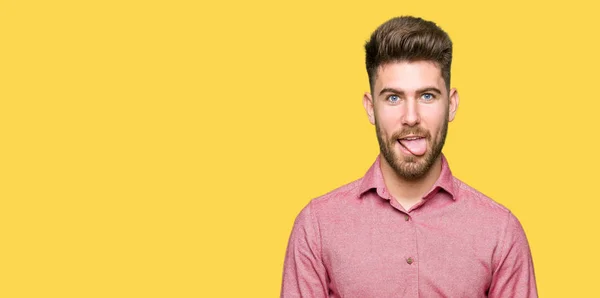 Joven Hombre Casual Negocios Guapo Sacando Lengua Feliz Con Expresión — Foto de Stock