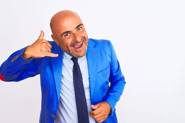 Uomo Affari Mezza Età Vestito Sopra Isolato Sfondo Bianco Sorridente — Foto Stock