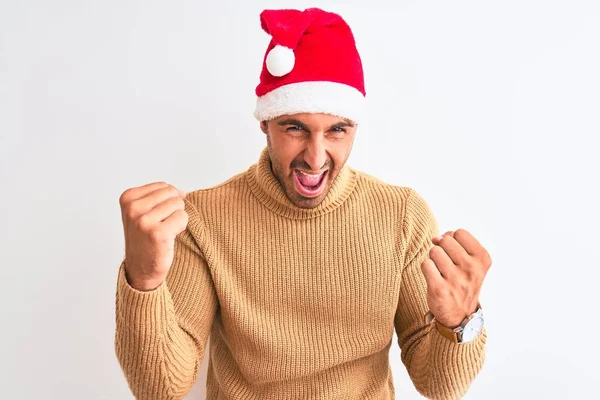 Jonge Knappe Man Draagt Kerst Coltrui Geïsoleerde Achtergrond Zeer Gelukkig — Stockfoto