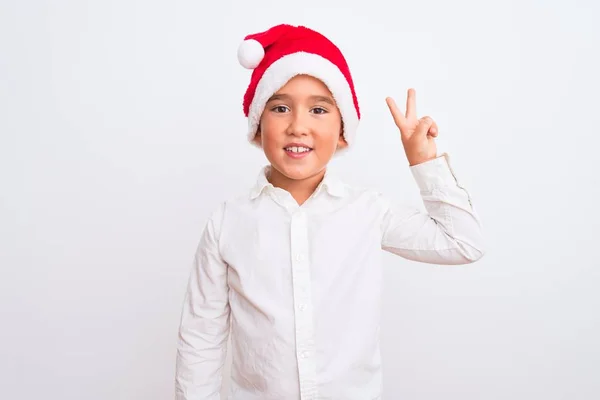 Hermoso Niño Con Sombrero Navidad Santa Pie Sobre Fondo Blanco —  Fotos de Stock