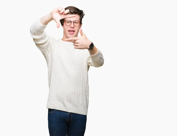 Ung Vacker Man Glasögon Över Isolerade Bakgrund Leende Gör Ram — Stockfoto