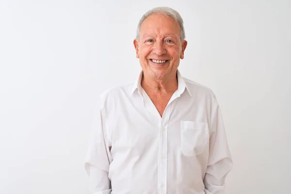 Homem Cabelos Grisalhos Sênior Vestindo Camisa Elegante Sobre Fundo Branco — Fotografia de Stock