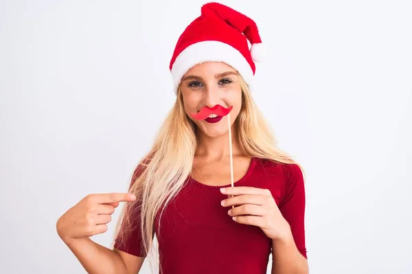 Femme Portant Noël Santa Chapeau Tenant Moustache Fanny Sur Fond — Photo