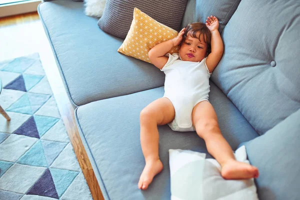 Beautiful Toddler Child Girl Wearing White Bodysuit Lying Sofa — Stock Photo, Image