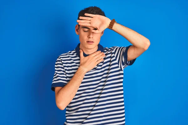 Teenager Boy Wearing Casual Shirt Standing Blue Isolated Background Touching — Stock Photo, Image