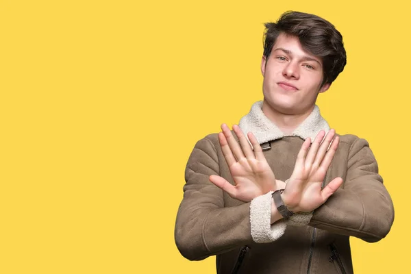 Joven Hombre Guapo Con Abrigo Invierno Sobre Fondo Aislado Expresión — Foto de Stock