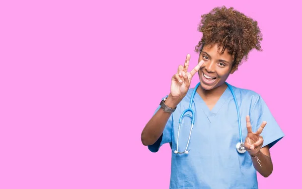 Young African American Doctor Woman Isolated Background Smiling Looking Camera — Stock Photo, Image
