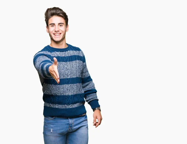 Mladý Pohledný Muž Izolované Pozadí Úsměvem Přátelskou Nabídku Handshake Jako — Stock fotografie