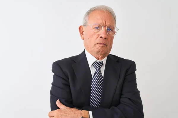 Senior Gråhårig Affärsman Bär Kostym Och Glasögon Över Isolerade Vit — Stockfoto