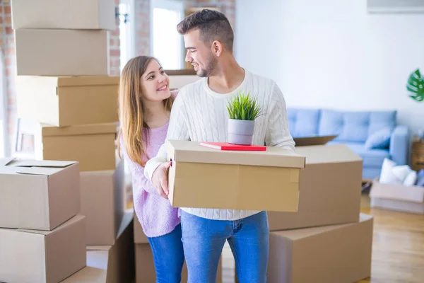 Young Beautiful Couple Love Moving New Home Holding Cardboard Boxes — Stock Photo, Image