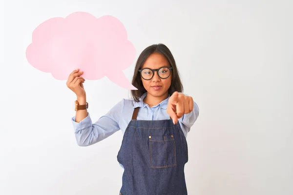 Chinese Vrouw Draagt Een Glazen Schort Met Spraakzeepbel Geïsoleerde Witte — Stockfoto