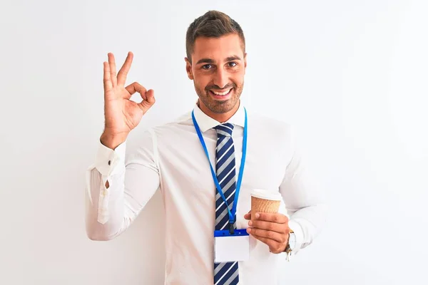 Joven Hombre Negocios Guapo Con Pase Identificación Beber Café Sobre — Foto de Stock