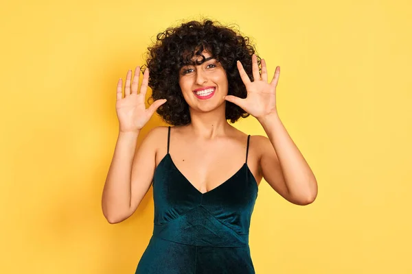 Young Arab Woman Curly Hair Wearing Elegant Dress Isolated Yellow — Stock Photo, Image