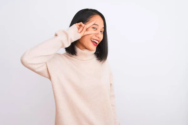 Young Chinese Woman Wearing Turtleneck Sweater Standing Isolated White Background — Stock Photo, Image