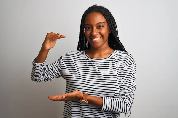 Jeune Femme Afro Américaine Portant Shirt Rayé Debout Sur Fond — Photo