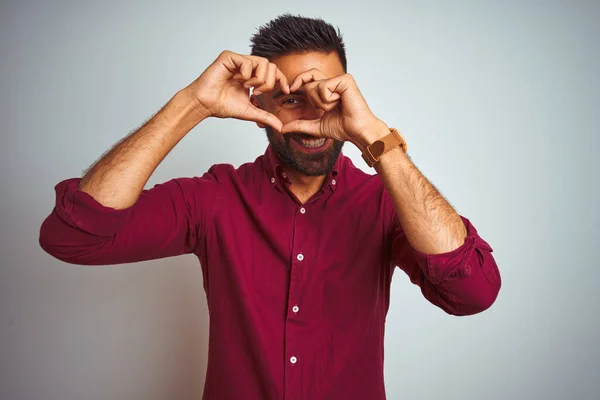 Jeune Homme Indien Portant Chemise Élégante Rouge Debout Sur Fond — Photo