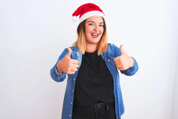 Jovem Mulher Bonita Vestindo Chapéu Natal Santa Sobre Isolado Sinal — Fotografia de Stock