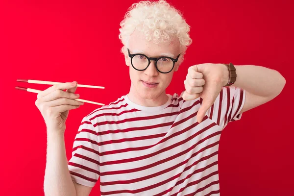 Young Albino Blond Man Holding Chopsticks Standing Isolated White Background — Stok fotoğraf