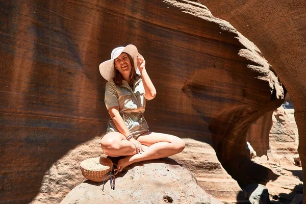 Young Beauitufl Hiker Woman Trekking Natural Orange Mountain Summer Holidays — Stock Photo, Image