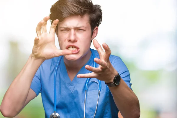 Genç Doktor Üzerinde Tıbbi Üniforma Arka Plan Boğazlamak Istiyor Eller — Stok fotoğraf